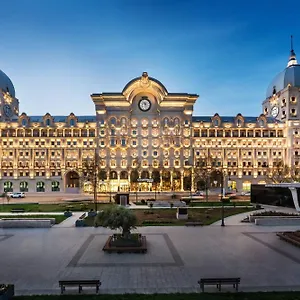 4* Отель Courtyard By Marriott